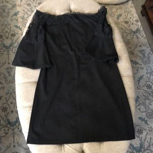 Off the shoulder BB Dakota dress